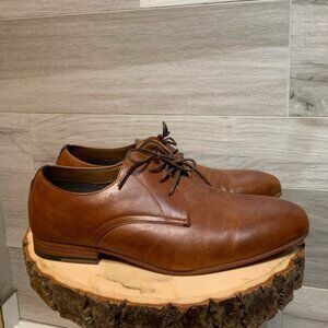 Men’s Oxford shoes - Call it Spring size 10 lace up like new!